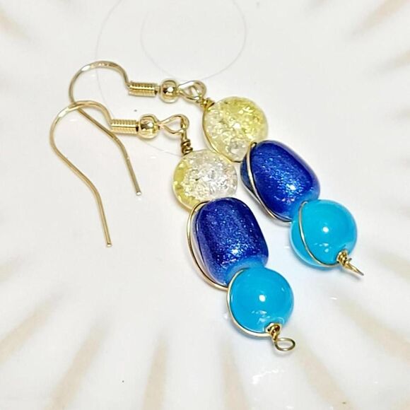 Artisan Jewelry - Y2K Earrings  648# Rescue vintage beads Czech glass Gold platedHooks925 Stamped